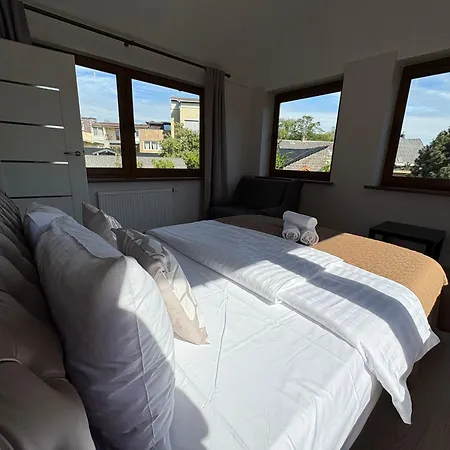 Stylish & Sunny - Near Concert Hall - No 21 Apartment *