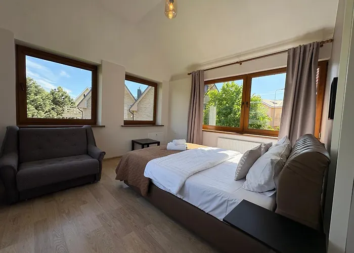 Διαμέρισμα Stylish & Sunny - Near Concert Hall - No 21